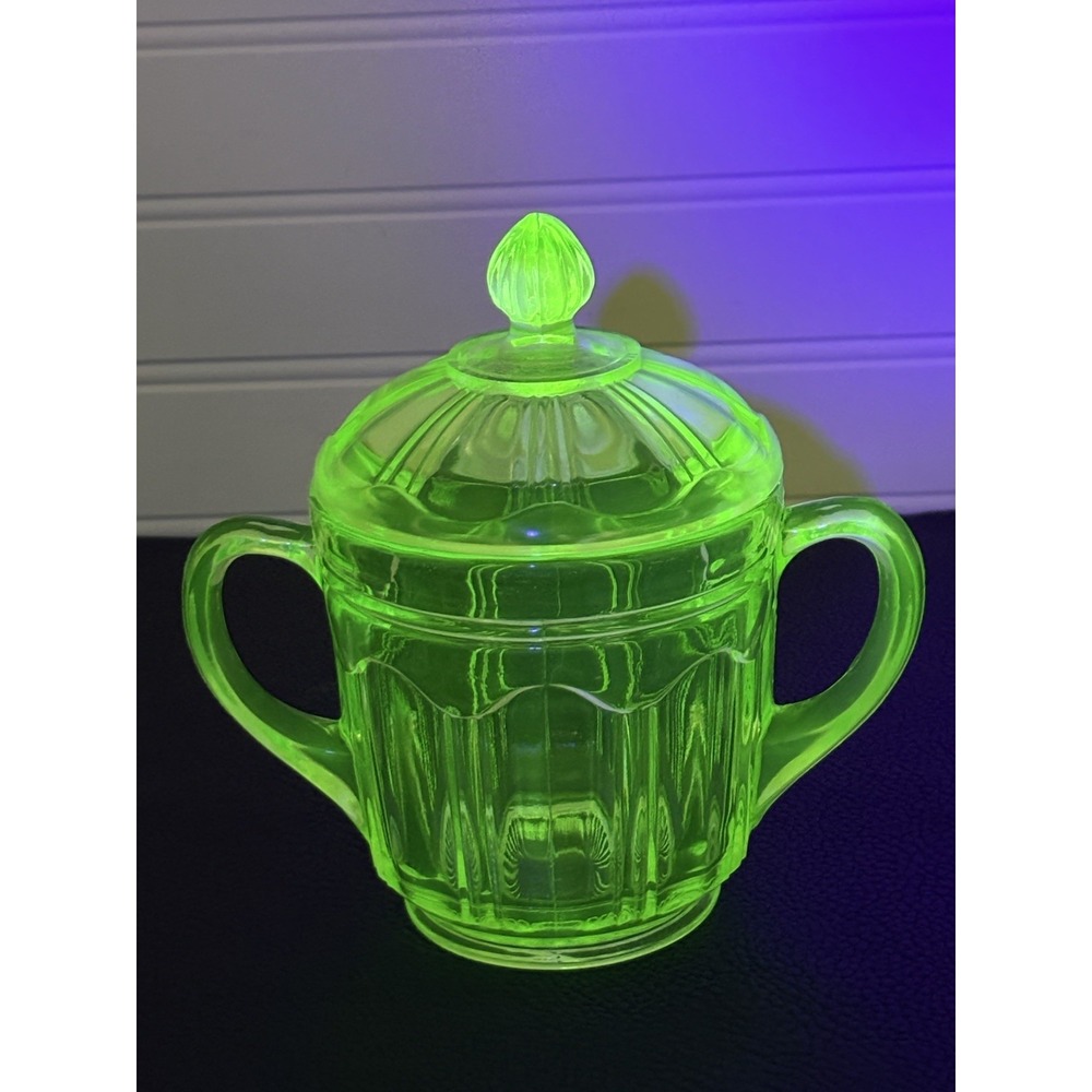 Vintage Hocking Colonial Green Sugar with Lid 1934 - 1936 Uranium